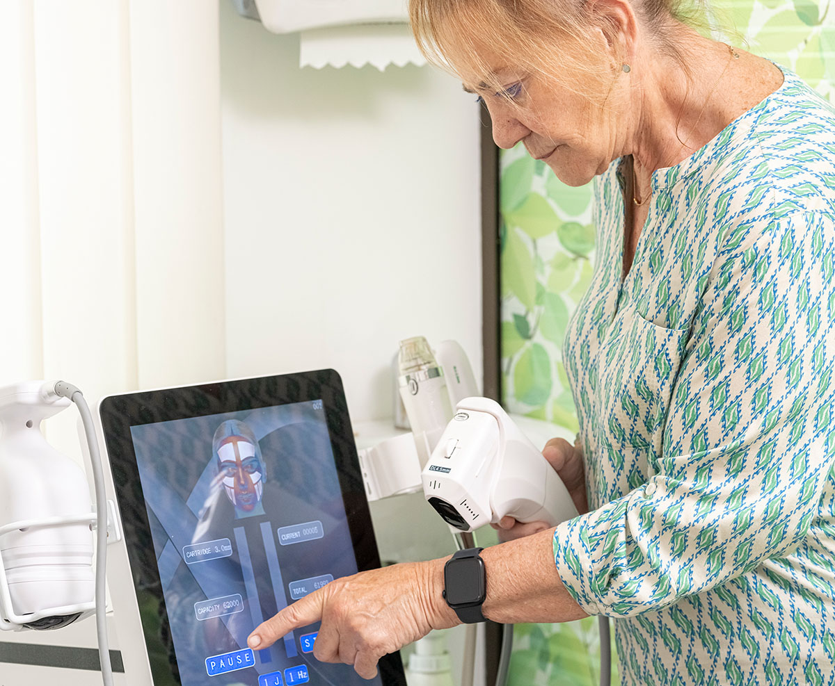 Appareil HIFU au cabinet de m&eacute;decine esth&eacute;tique du Dr Esteban &agrave; Antony